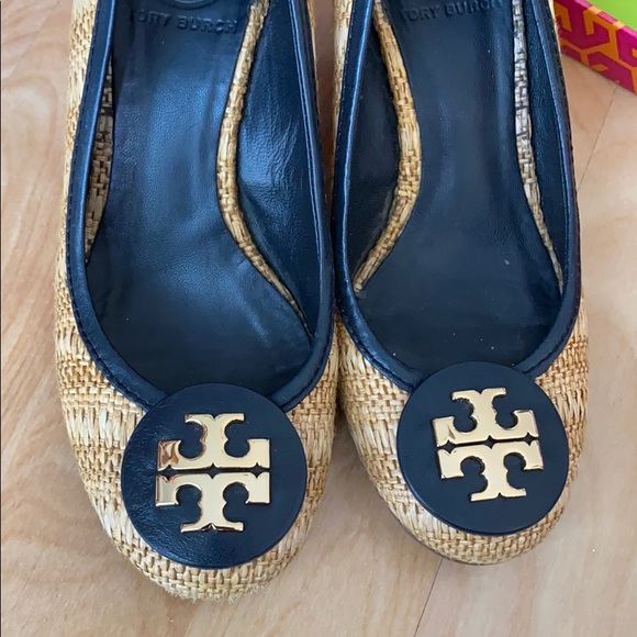 EC Tory Burch Straw Wedges Women’s size 6 - Picture 3 of 7